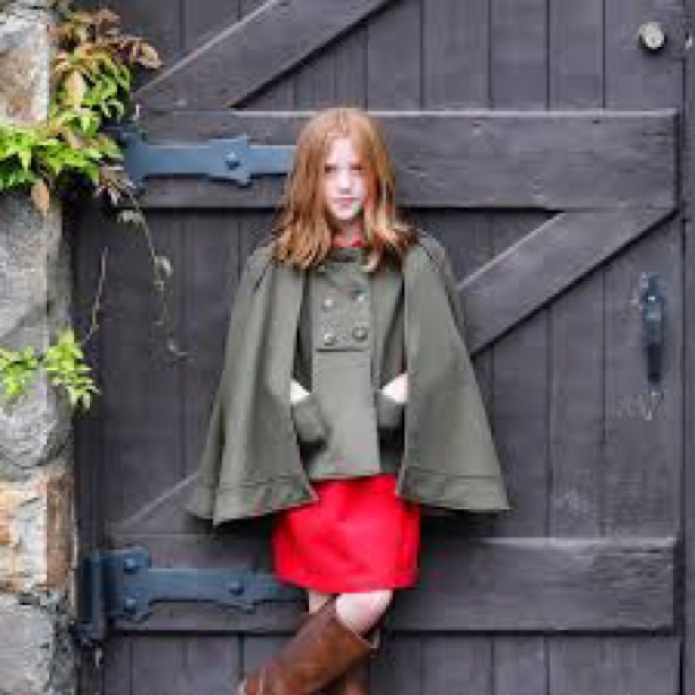 Classic Prep Victoria Solid Cape Wool, Rifle Green NWT Military Inspired Green